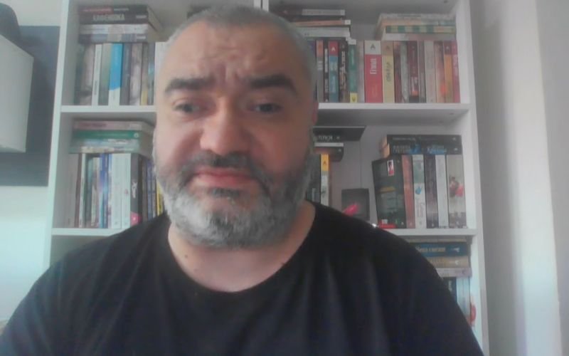 Журналистът Атанас Величков от РСМ: Корупцията пали и невинните хора изгарят в нея