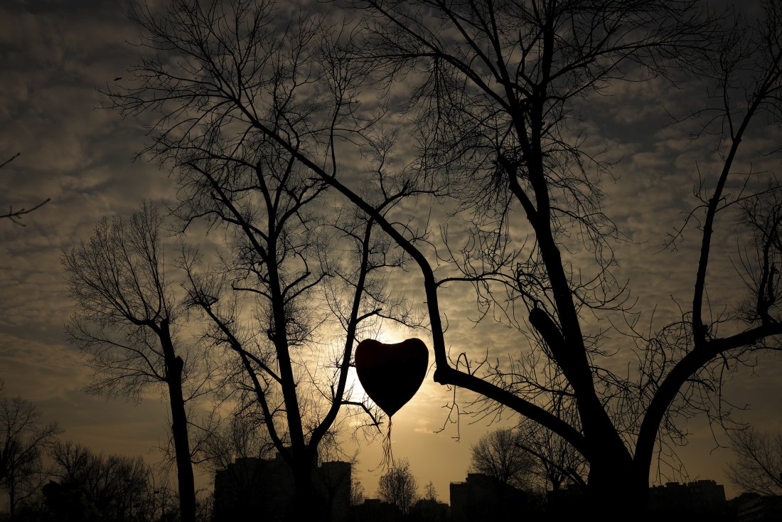 Почина шестнайсета жертва на рухналата козирка на гарата в Нови Сад