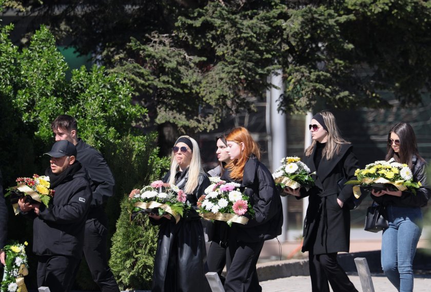 северна македония изпраща загиналите младежи кочани последния път