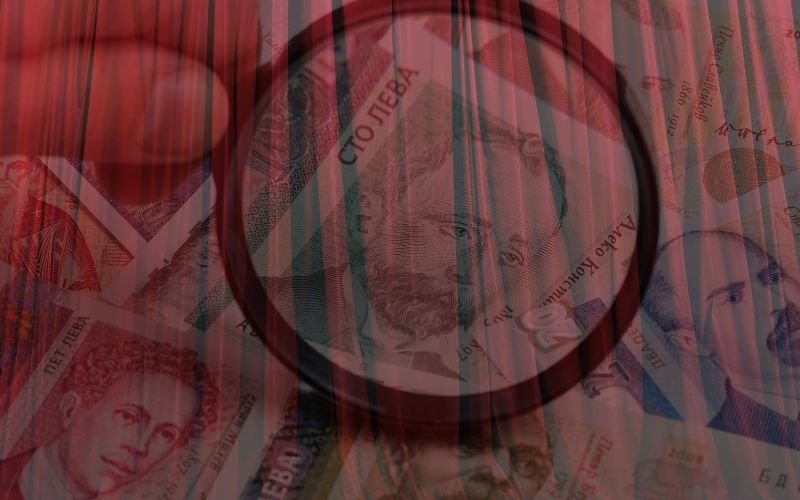 Театралната афера се разплита - заплитайки се