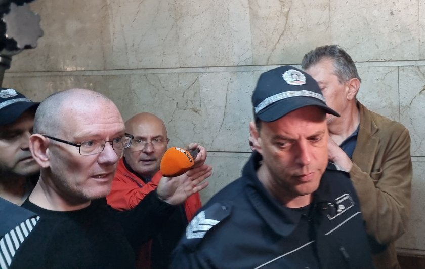 възобновяват делото пастора даниел хъл блудствал малолетни сливен