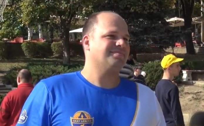 Владимир Искров