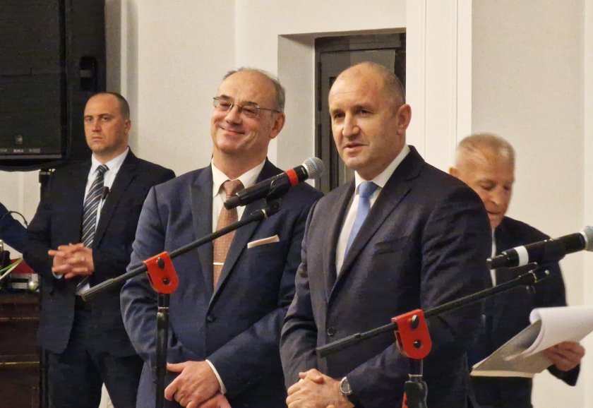 "Непримиримият рицар и интелектуалец" проф. Атанас Семов беше отличен със званието "Знакова личност"