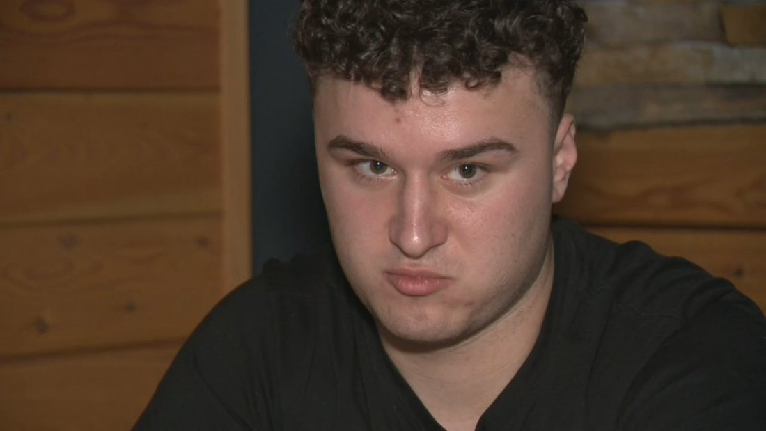 Пред БНТ говори момчето, спасило 20 души в нощта на пожара в Кочани