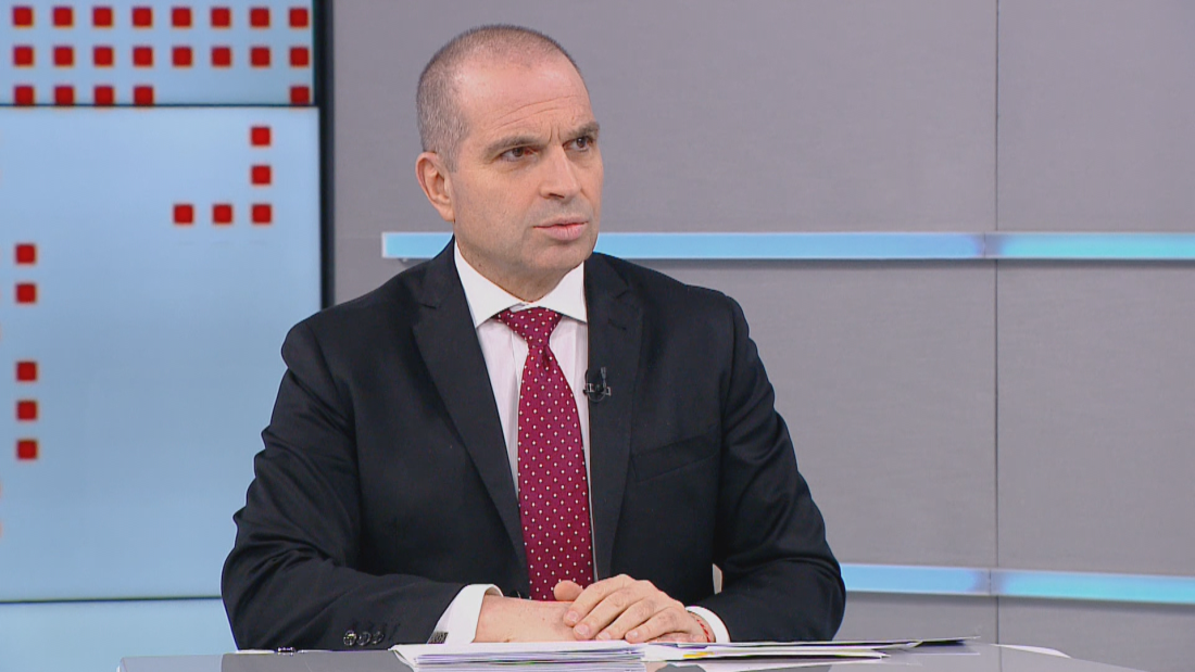 Гроздан Караджов пред БНТ: Пътищата ни са в окаяно състояние, но и много шофьори се държат като джигити