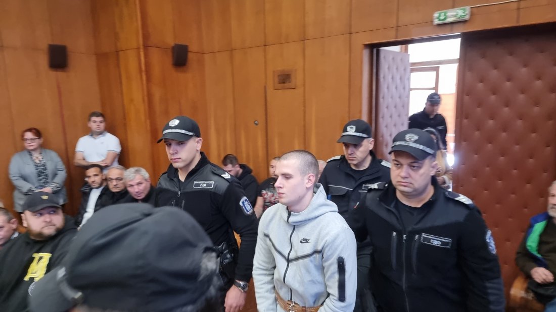 доживотна присъда без право замяна поиска прокуратурата убийството ангел здравков пазарджик