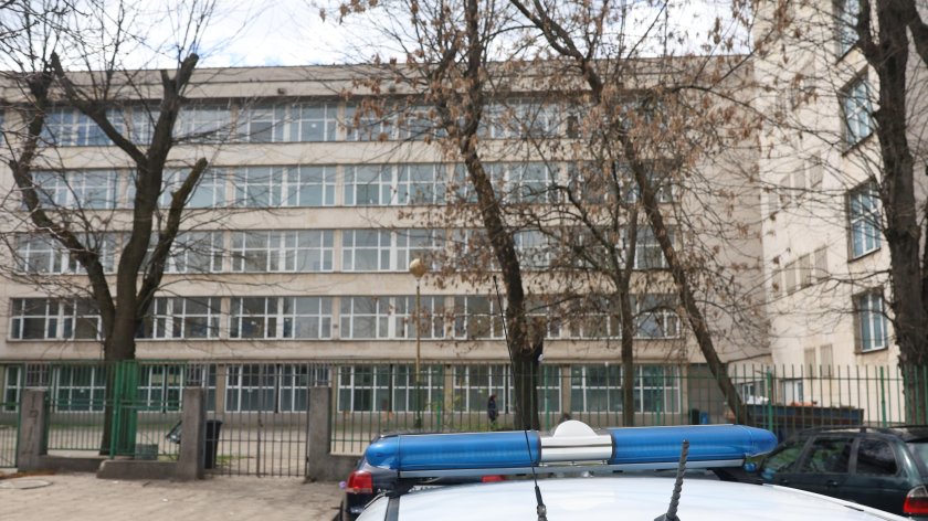 ученик падна прозорец столична гимназия