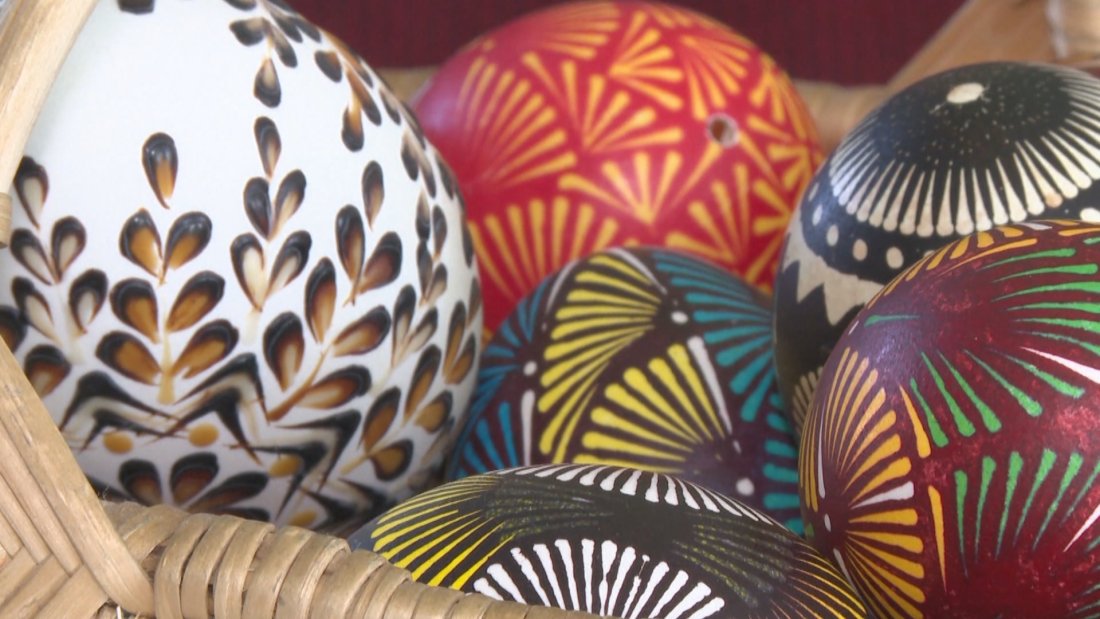 Музей с 5000 великденски яйца в Литва