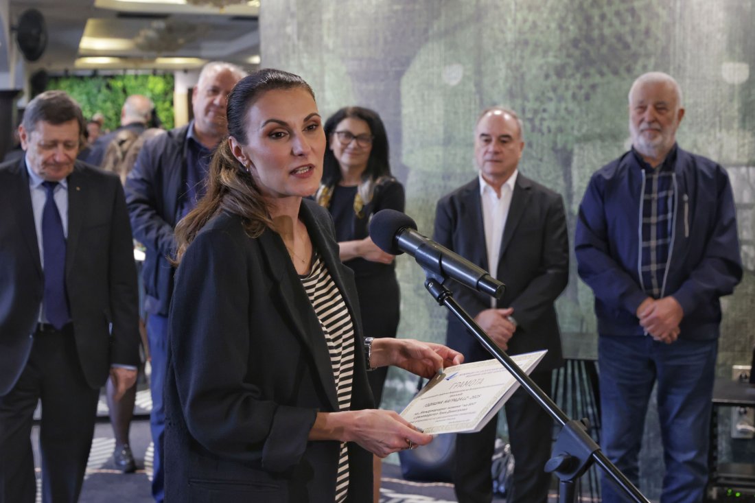 Асоциацията на българските авиокомпании отличи БНТ се две награди