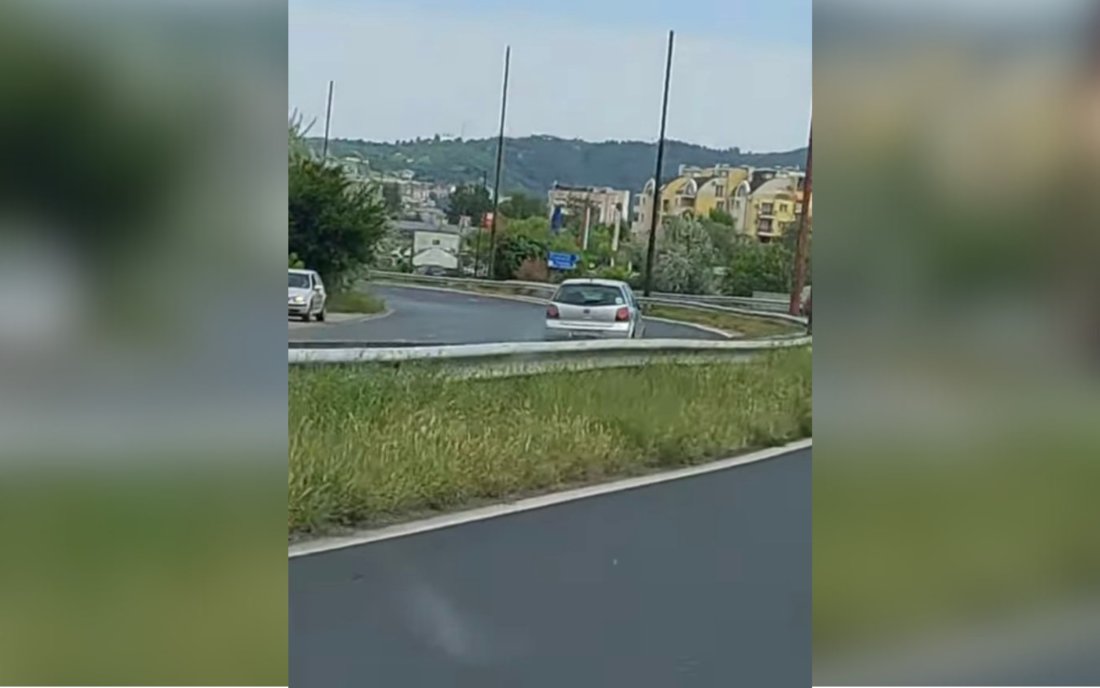 Абсурд в Благоевград: Шофьор кара в насрещното на околовръстния път (ВИДЕО)