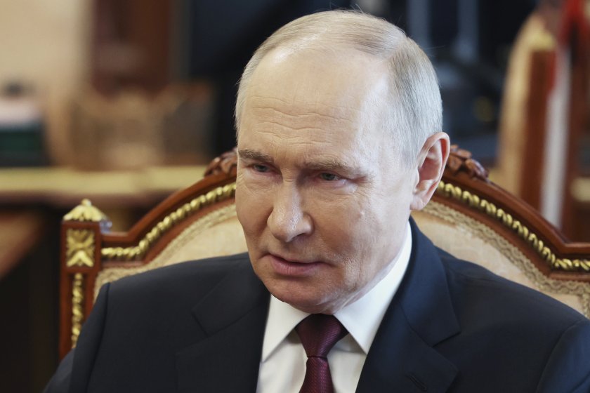 Влезе в сила тридневното примирие, обявено от Путин