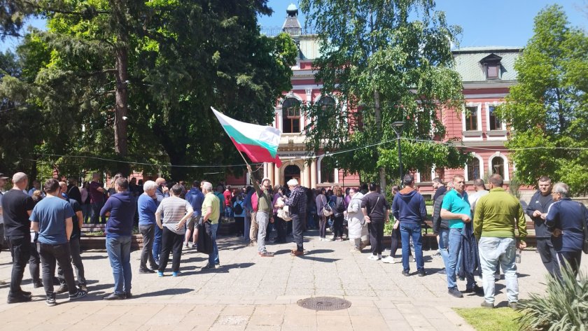 жителите кюстендил излязоха протест изграждането ветроенергиен парк осогово