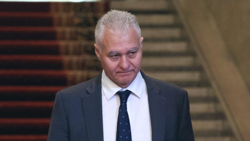Предлагат шефа на ДАНС Пламен Тончев да оглави Комисията по досиетата