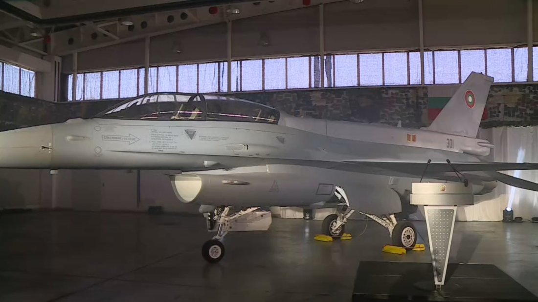 Илияна Йотова за F-16: Когато става въпрос за българската авиация, вярвам на президента