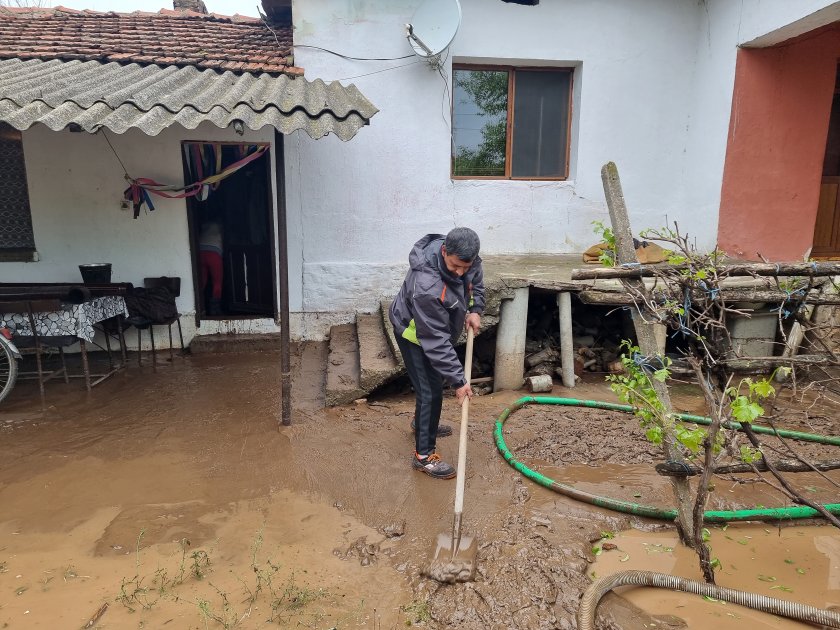 Лехчево и Кобиляк призоваха държавата за помощ след опустошителните наводнения