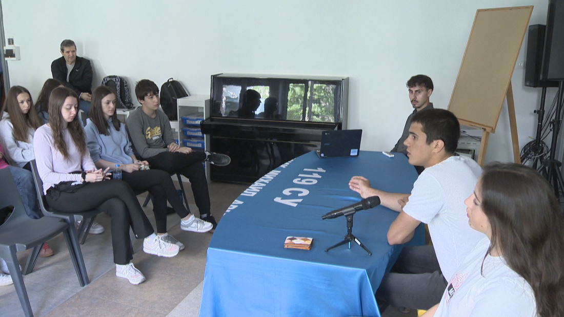 #НеДишайСмърт: Световните шампиони по сноуборд Тервел и Малена Замфирови срещу наркотиците и зависимостите