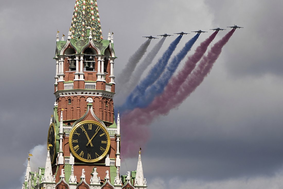 Парад в Москва - Русия отбелязва Деня на победата