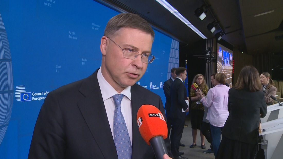 Еврокомисарят Валдис Домбровскис: Време е България пълноценно да се възползва от еврото