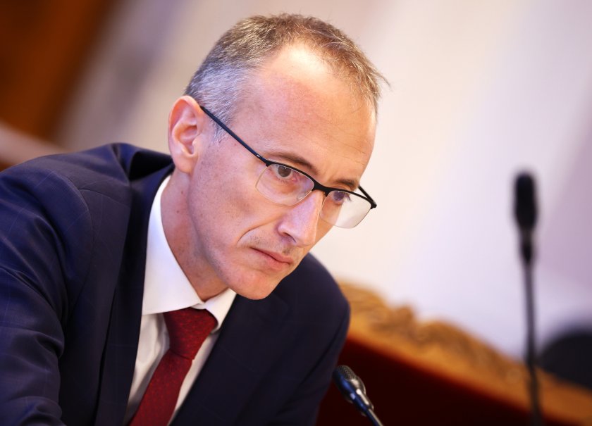 Красимир Вълчев: Няма опасност да бъде прокарвана руска пропаганда през предмета "Добродетели и религии"