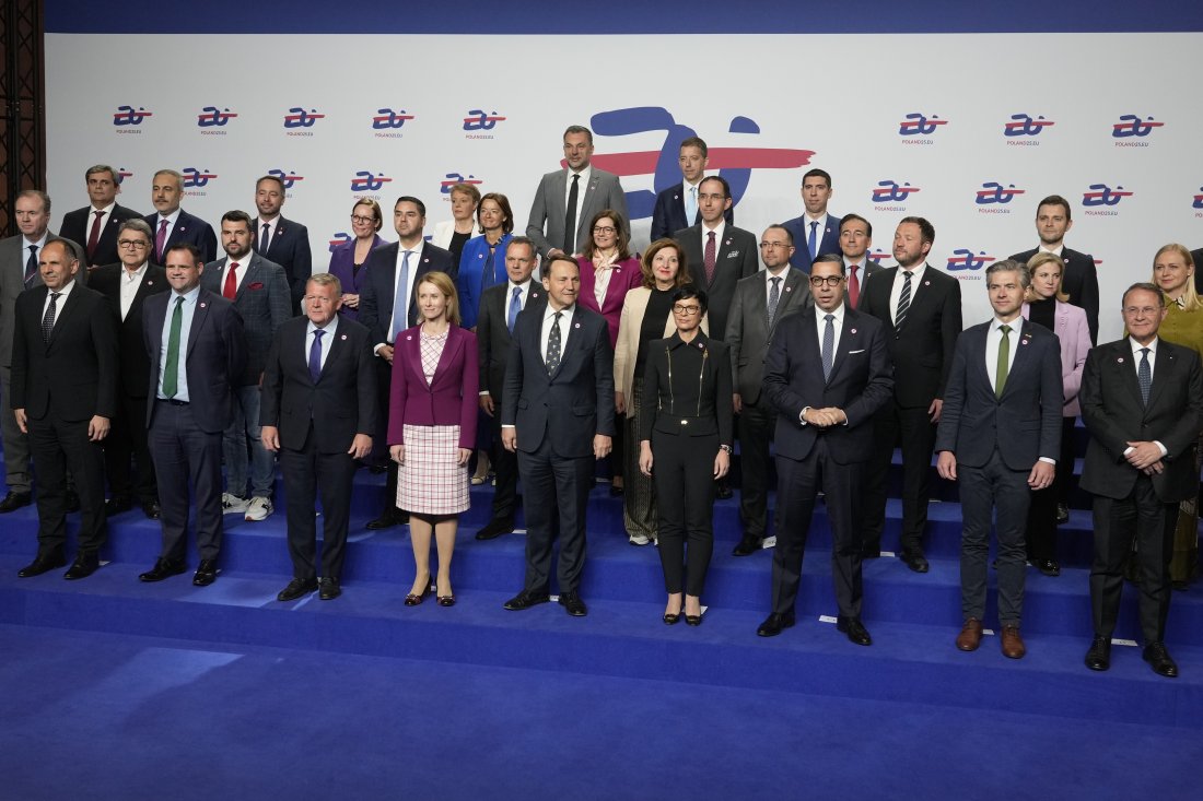 неформална среща външните министри варшава