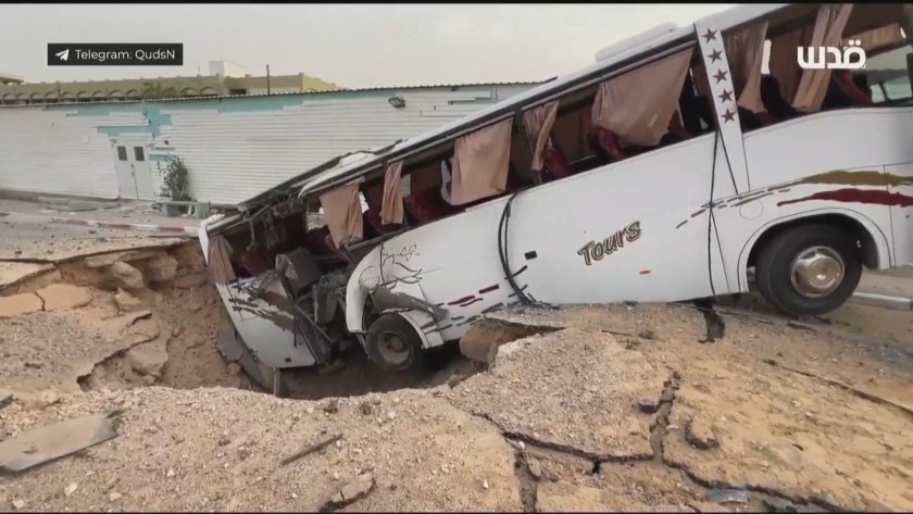 Израел нанесе нови удари по болница в Хан Юнис