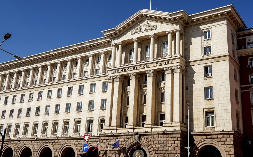 държавата осигурява допълнителни млн столичния градски транспорт