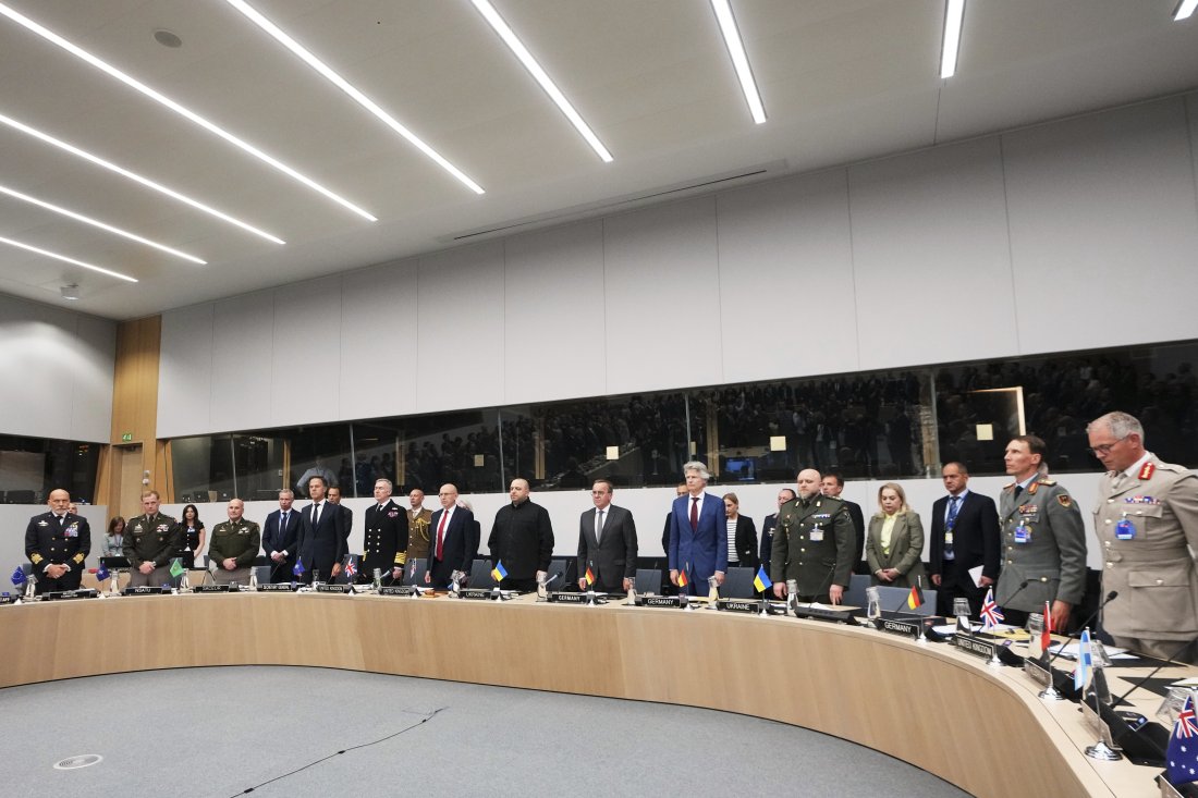 Среща на НАТО в Брюксел: САЩ настояват за 5% разходи за отбрана в Алианса