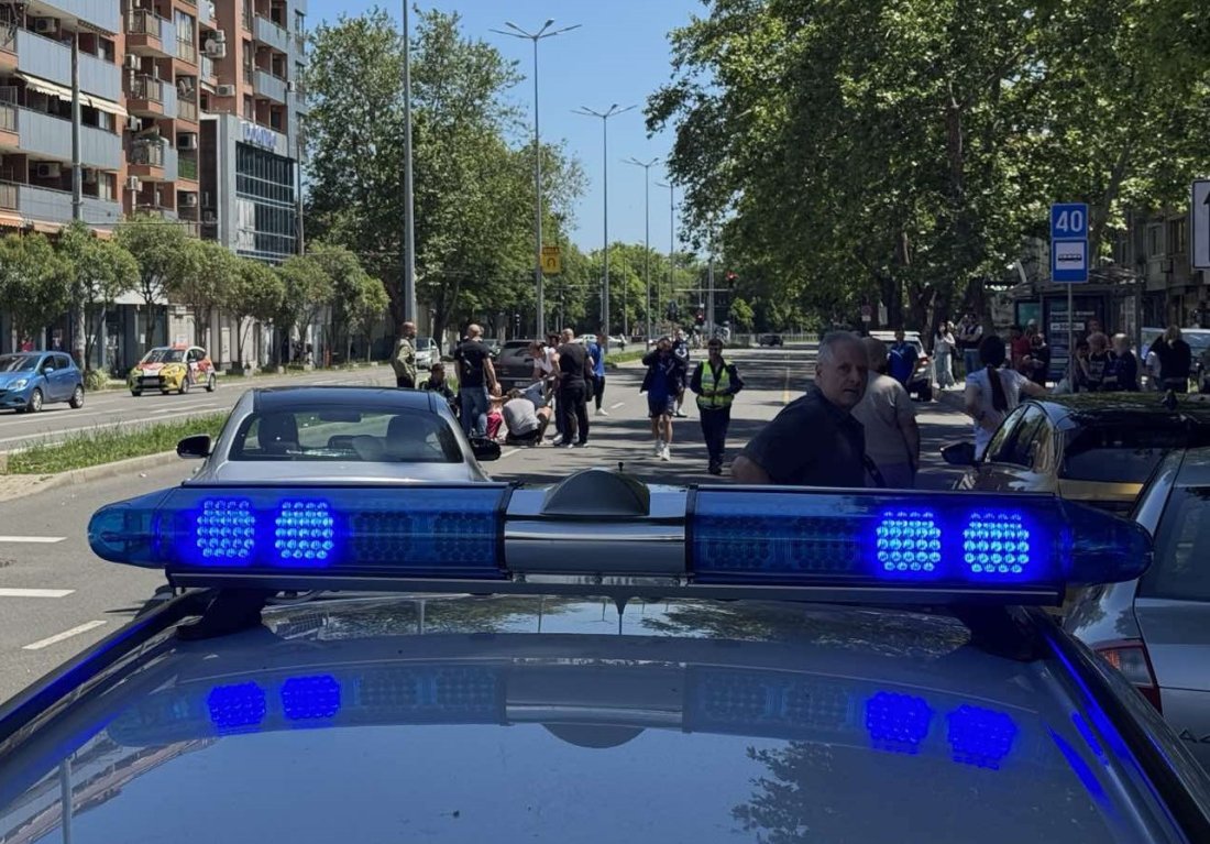 кола блъсна годишно дете възрастна жена оживен булевард бургас