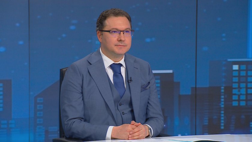 Даниел Митов: Непрестанно демонстрираме решителност за справяне с войната на пътя