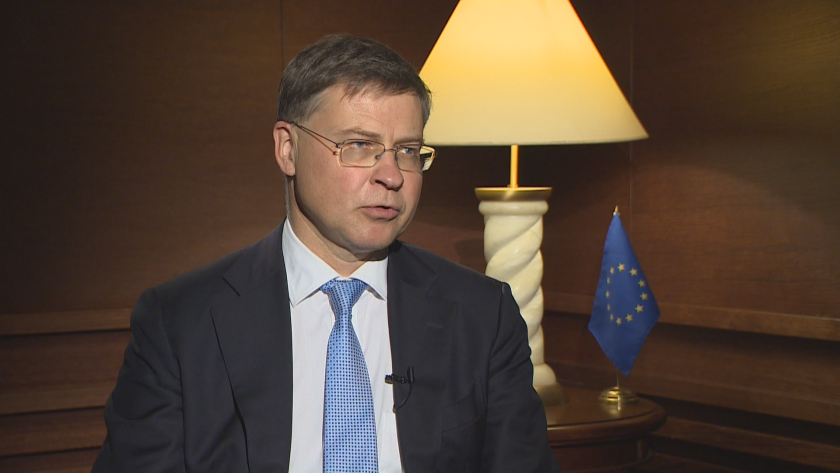 Еврокомисарят Валдис Домбровскис пред БНТ: Еврозоната става все по-силна, за България ще има ясни икономически ползи