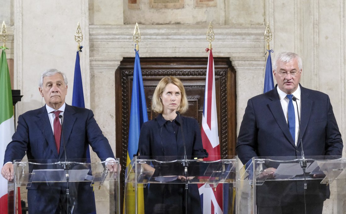 Външните министри от големите европейски държави изразиха готовност да засилят натиска над Русия