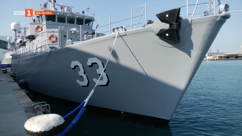 Кораби на три държави "на лов" за морски мини в Черно море