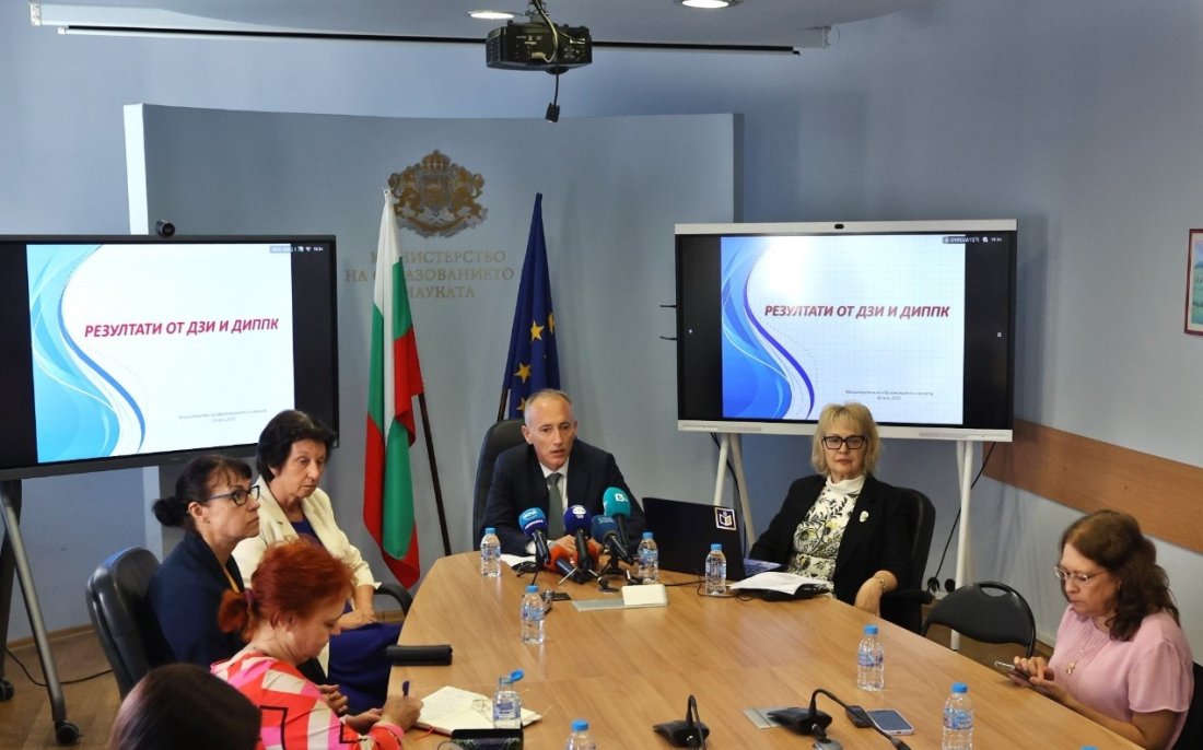 повече отличници матурите година средните оценки остават без промяна