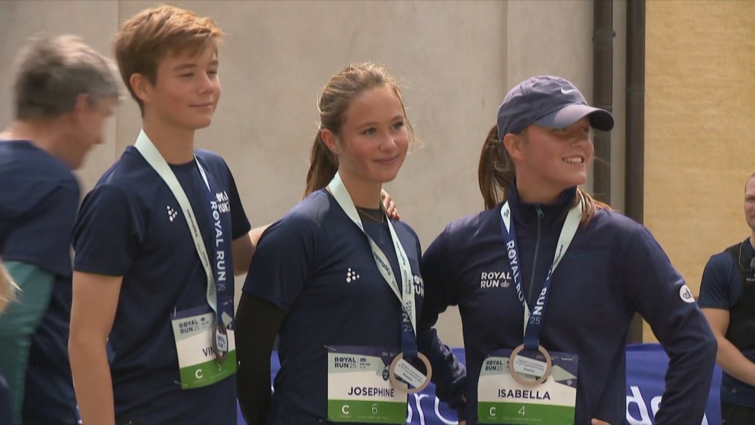 Датското кралско семейство участва в надбягване