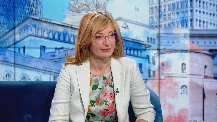 Екатерина Захариева: Президентът трябва да обединява, а не да всява разединение