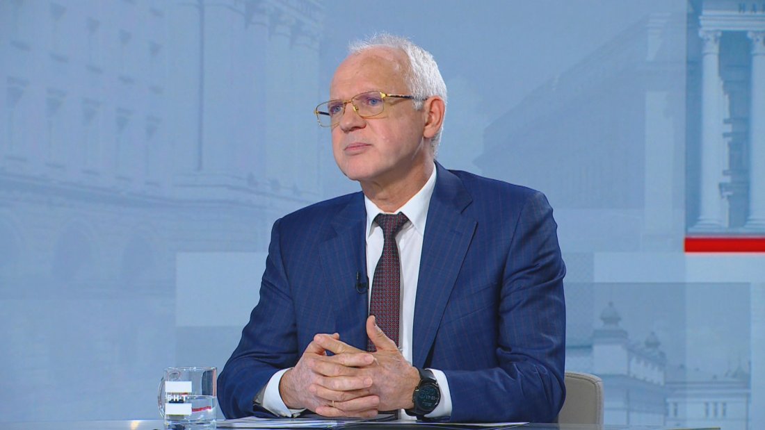 Васил Велев: Влизането в еврозоната би забавило инфлацията