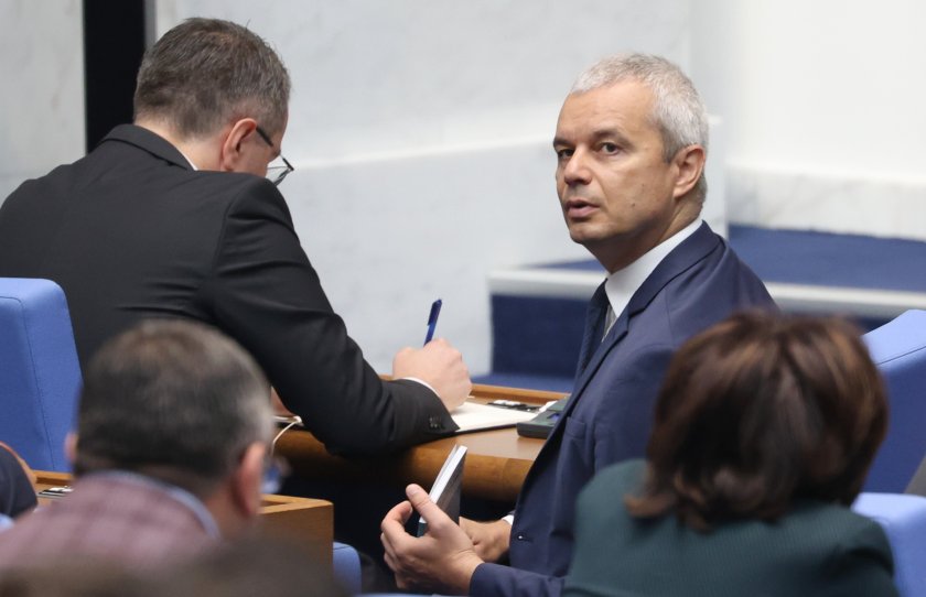 "Възраждане" внесоха вот на недоверие срещу правителството