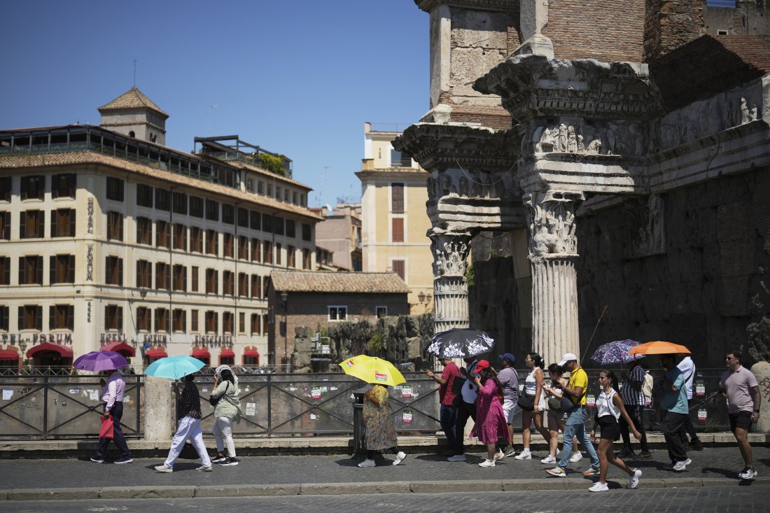 Смъртоносна жега: Две жертви в Италия