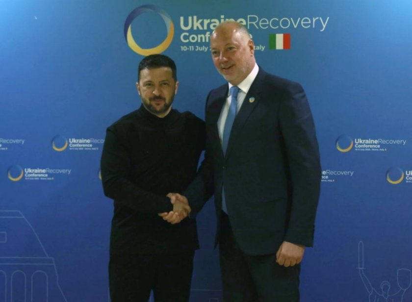 Желязков към Зеленски: Подкрепата на България ще продължи и при следвоенното възстановяване на Украйна