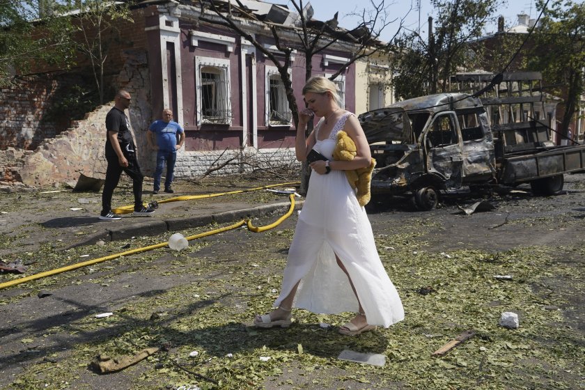 Полша вдигна самолети заради руска атака срещу Луцк