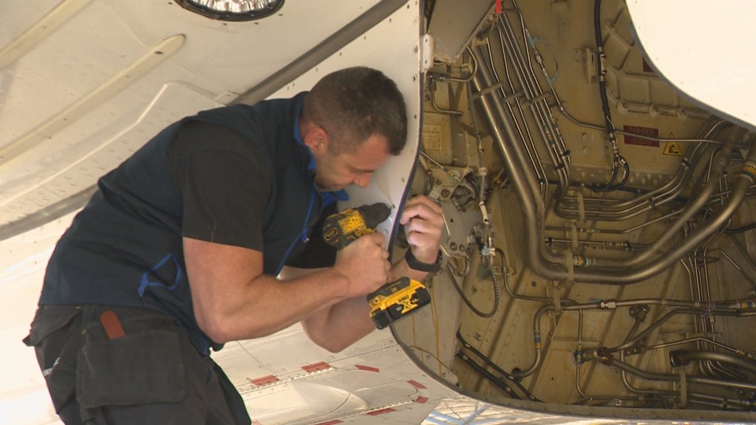 Aircraft Maintenance Sector in Bulgaria Is Bringing Back Workers from Abroad