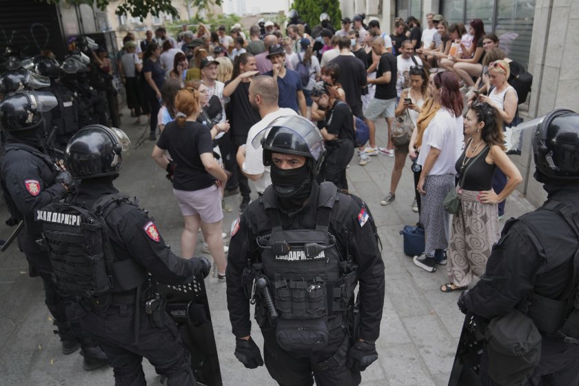 Частични блокади в Белград, полицията осуети спирането на трафика
