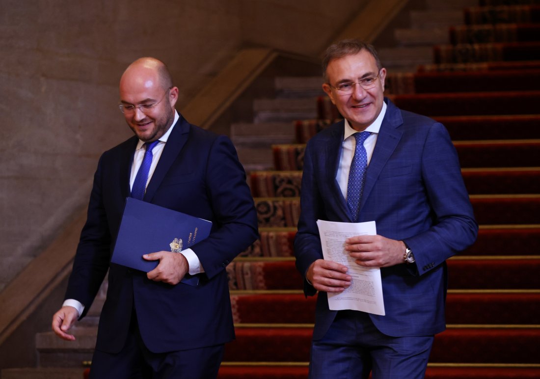 Обмислят забрана на безконтролния достъп до нотариални актове, обяви правосъдният министър