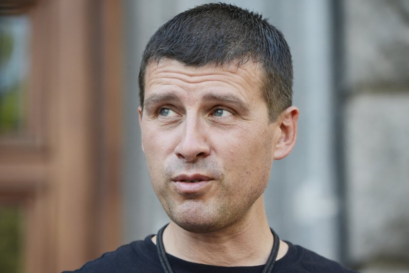 "Величие" искат да инициират нов вот на недоверие за незаконното строителство