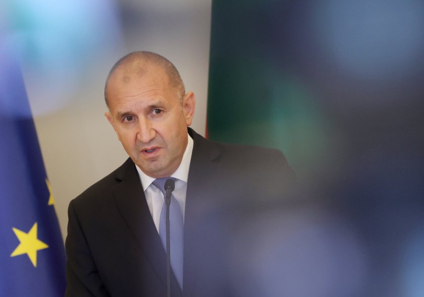 Румен Радев: Правителството е декор на дуото Борисов - Пеевски, правосъдието е избирателно