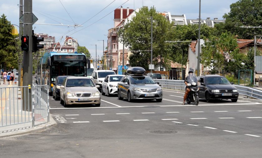 вижте ремонтираната столична улица опълченска снимки