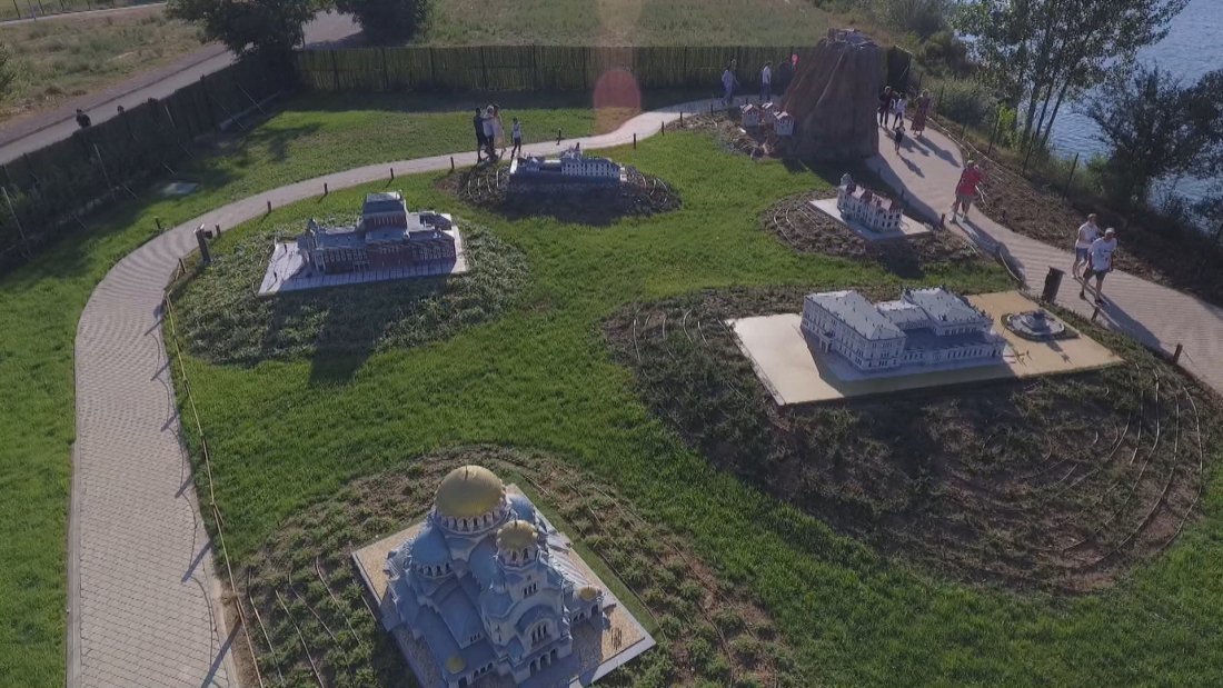 В Правец отвори врати новият културно-исторически парк "България ленд" (ВИДЕО)