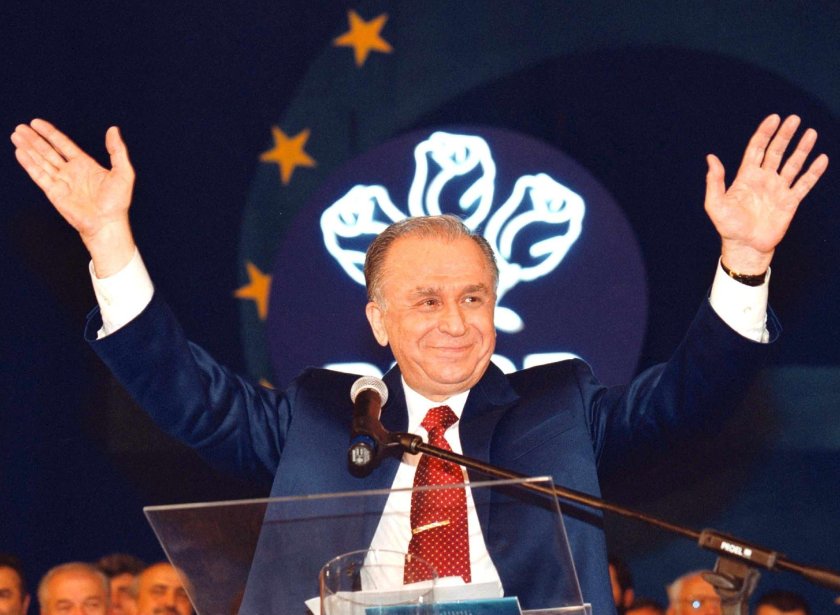 Почина Йон Илиеску