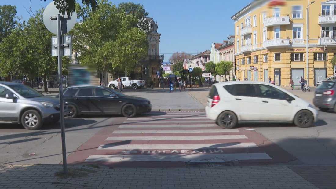 изграждат повдигнати кръстовища около училищата русе