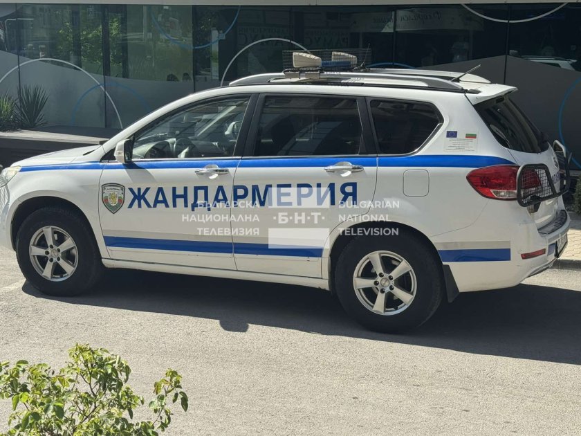претърсват търговци оръжие нас заради съмнения продавали арсенал русия